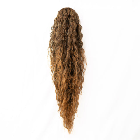 By-Black Water Wave Ponytail – Natürliche Wellen für einen mühelosen Look